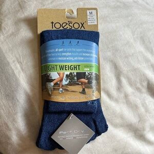 toesox Lightweight Ultra Sport Crew Toe Socks Medium 7-9.5 Men NWT Navy Blue